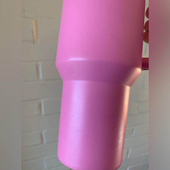 🇺🇸 Stanley x DSG 40oz PEONY quencher h20 tumbler - Picture 2 of 5